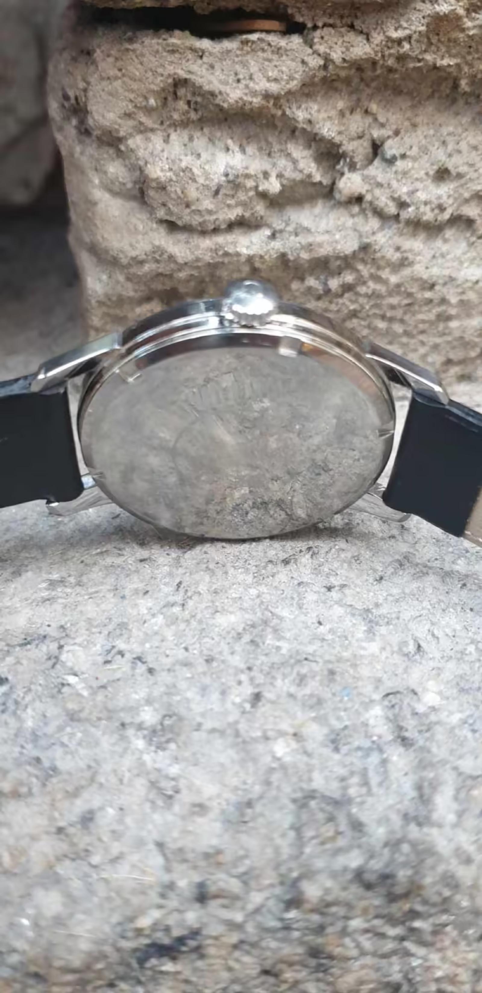 Vintage Omega Seamaster 30 pre-loved watch, photo 2 at Watch Empire Dublin