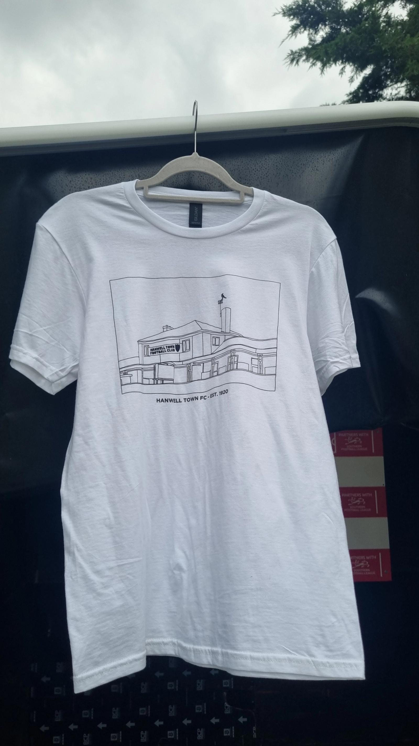 CLUBHOUSE GRAPHIC T-SHIRT