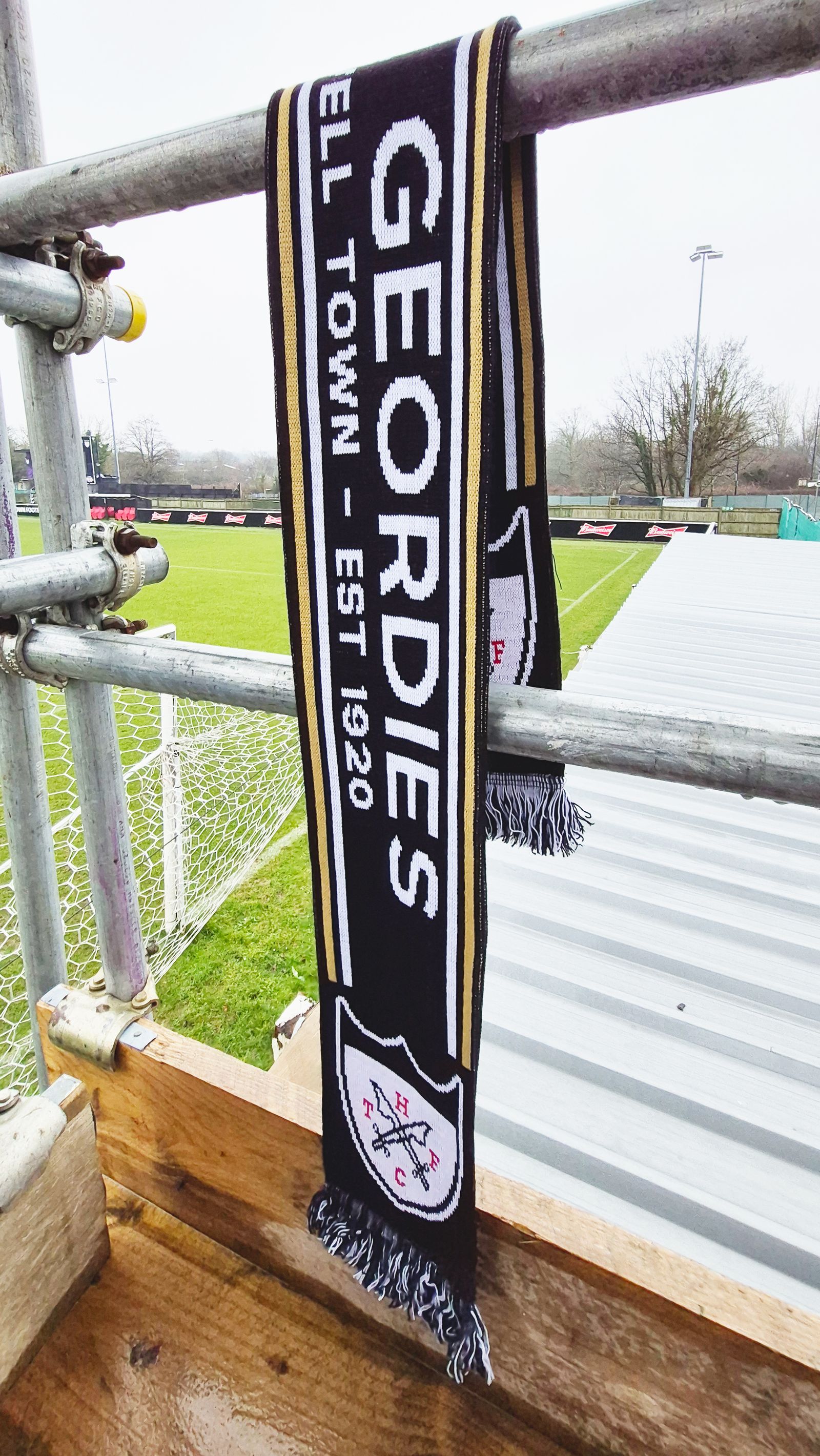 GEORDIES EST-1920 SCARF