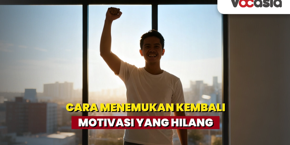 seorang pria yang sedang mengepal tangannya ke atas
