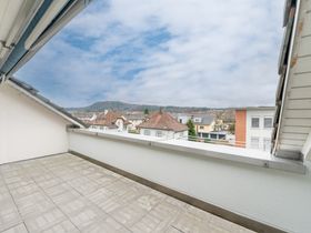 Grosszügige 4.5-Zimmer-Dachwohnung mit Weitsicht in Zofingen