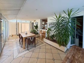 Exklusive 4.5-Zimmer-Gartenwohnung mit Wintergarten