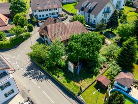 Charmantes Wohnhaus mit Scheune und Baulandreserve