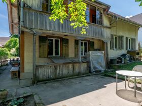 Charmantes Wohnhaus mit Scheune und Baulandreserve