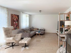 Exklusive 4.5-Zimmer-Gartenwohnung mit Wintergarten