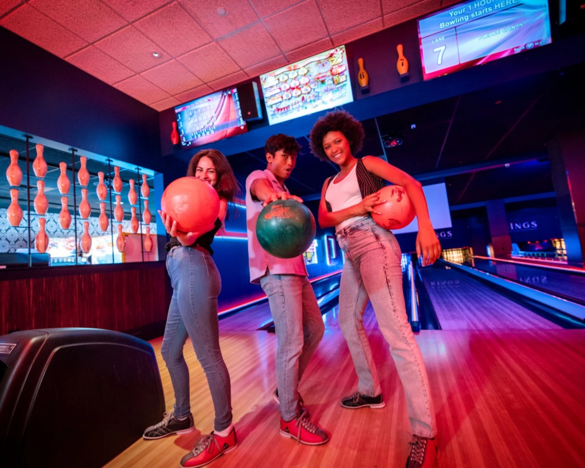 KINGS: National Bowling Day