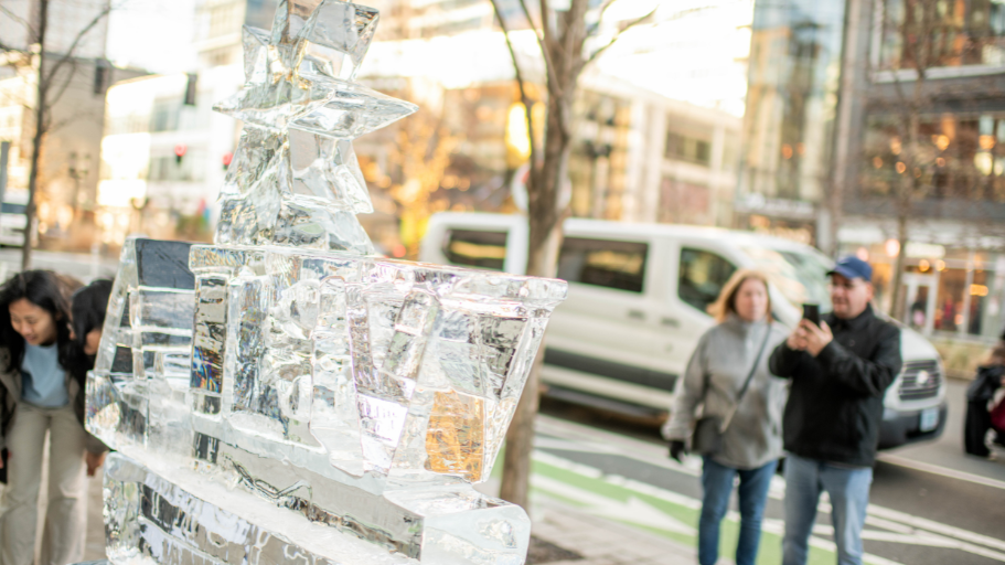 NYE Ice Sculpture Stroll