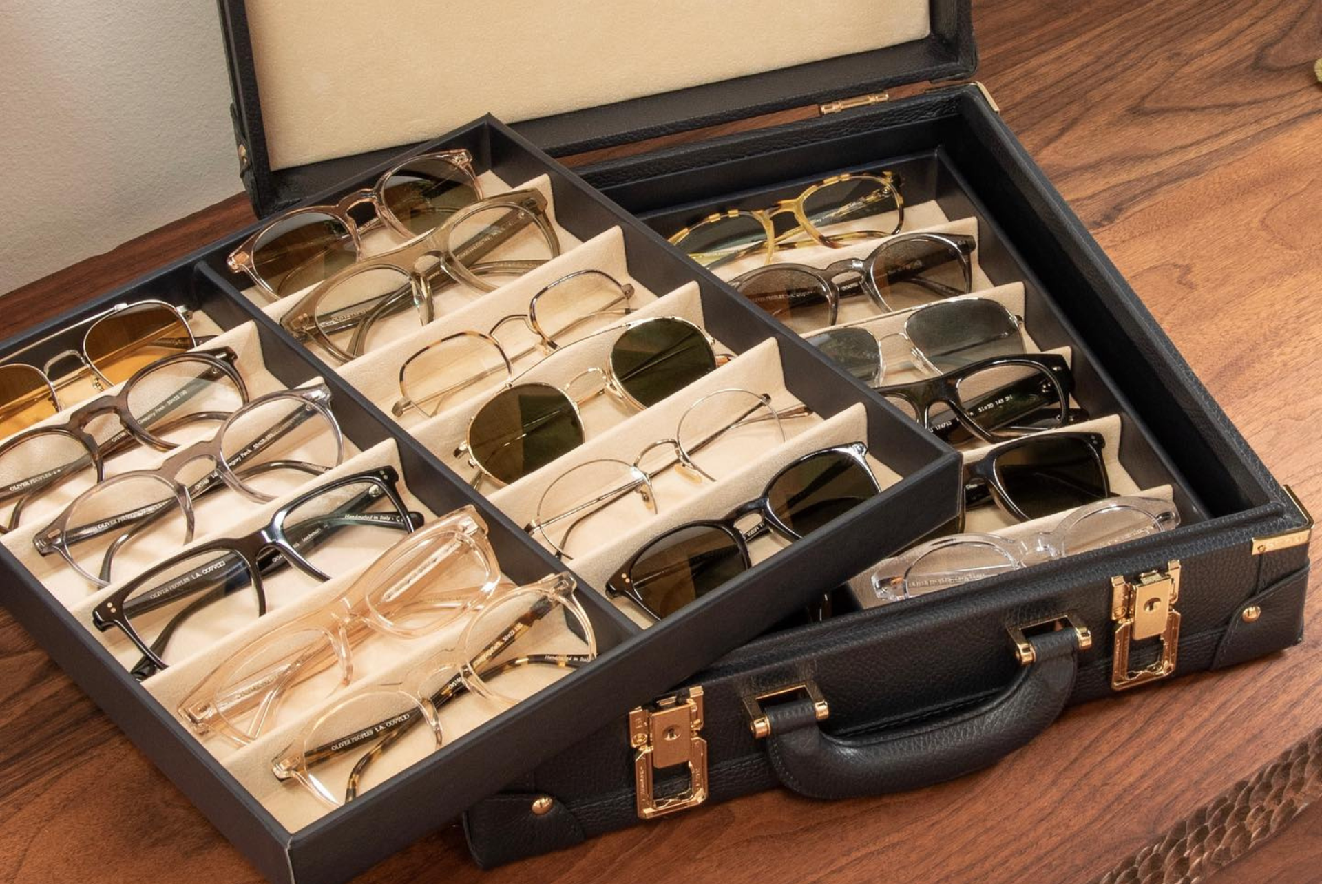 Oliver Peoples