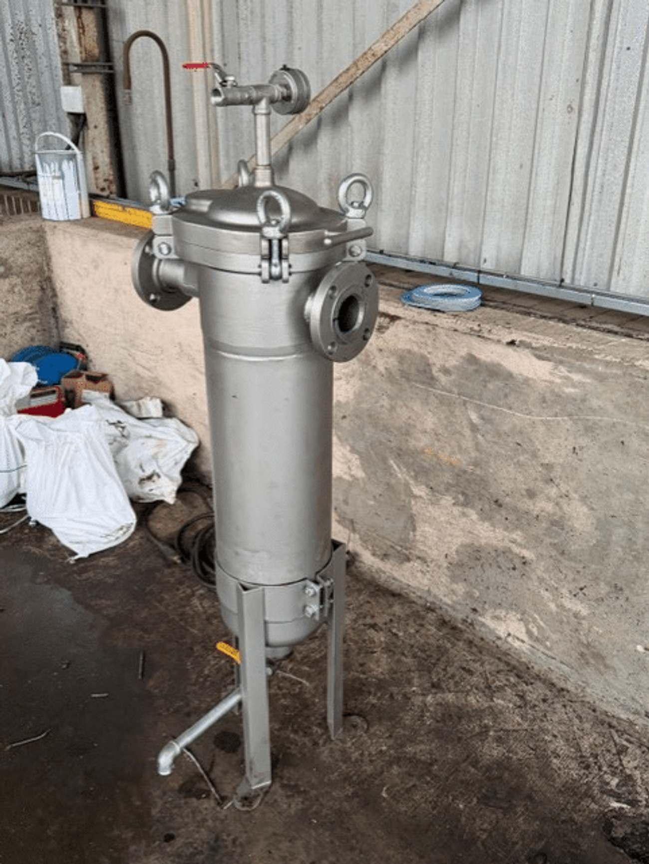 Industrial pipework system for engine oil blending vessel at Midland Oil Group warehouse