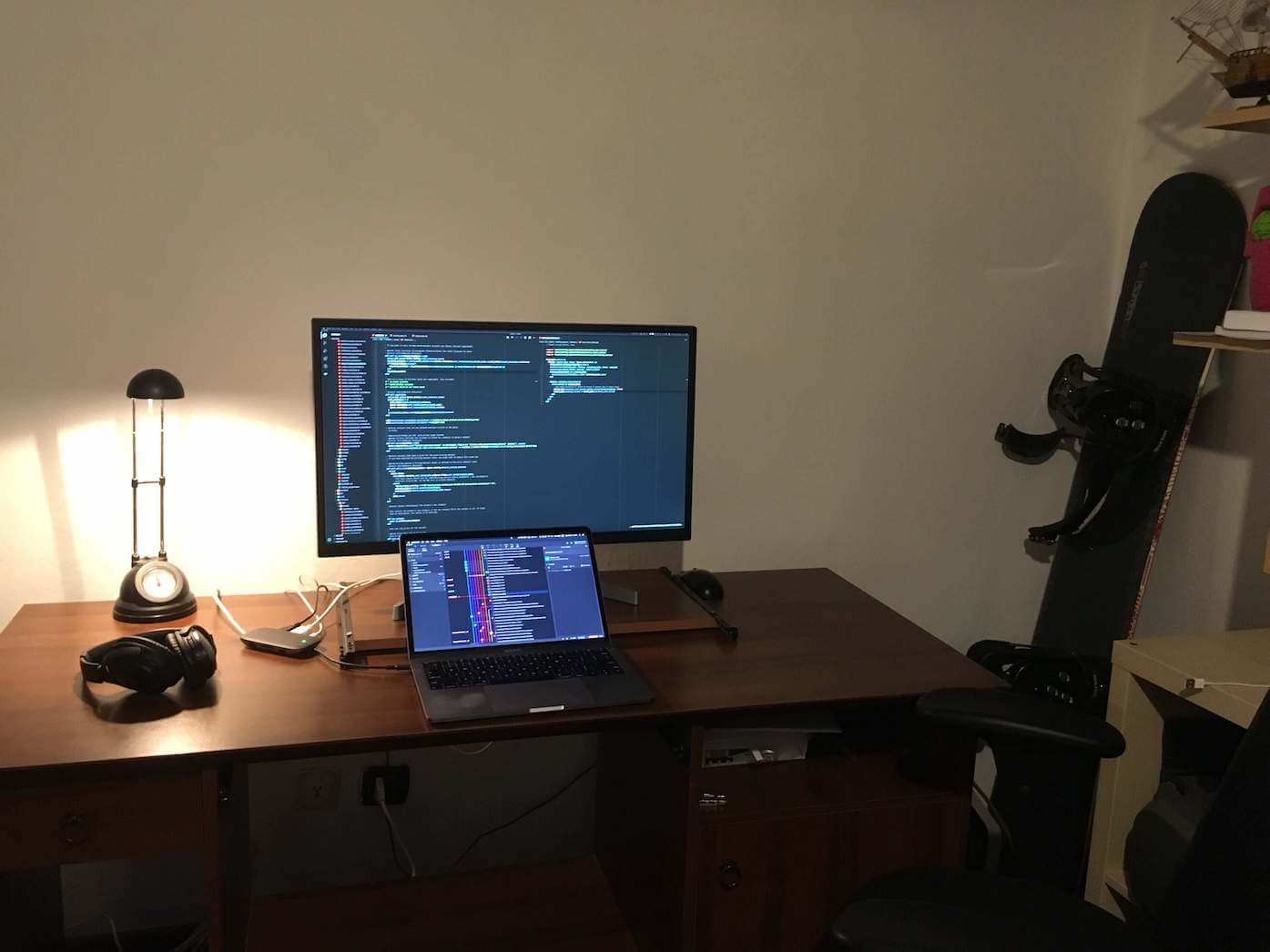 Dumitru's home office setup.