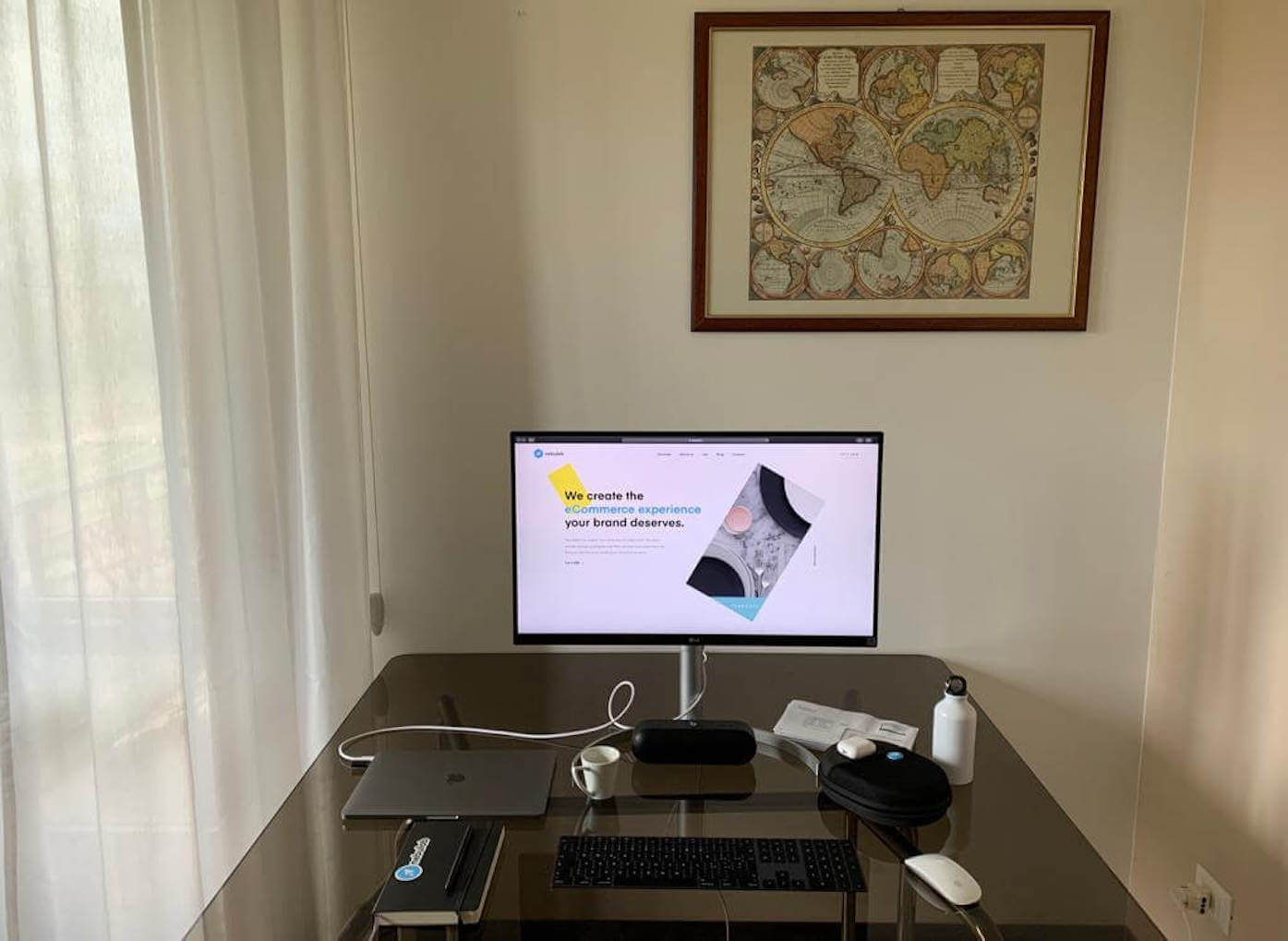 Andrea Iurisci's home office setup.