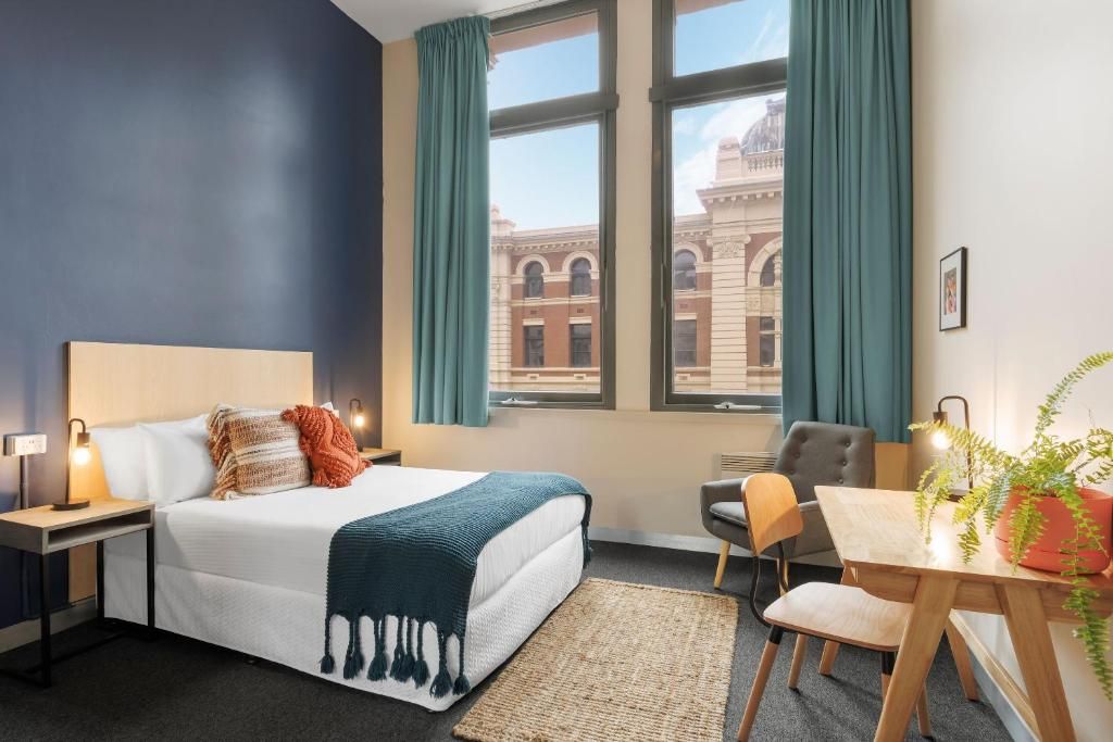 Premium room queen - city view