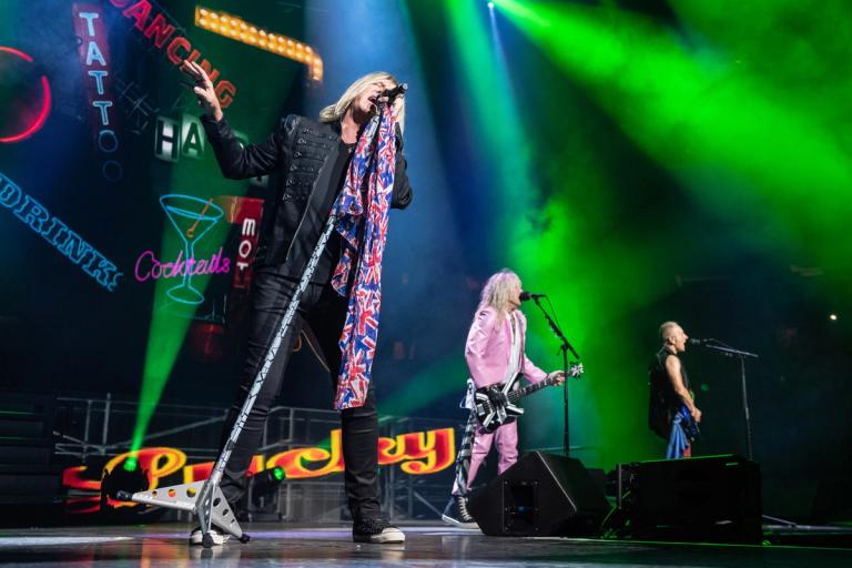 Def Leppard Live