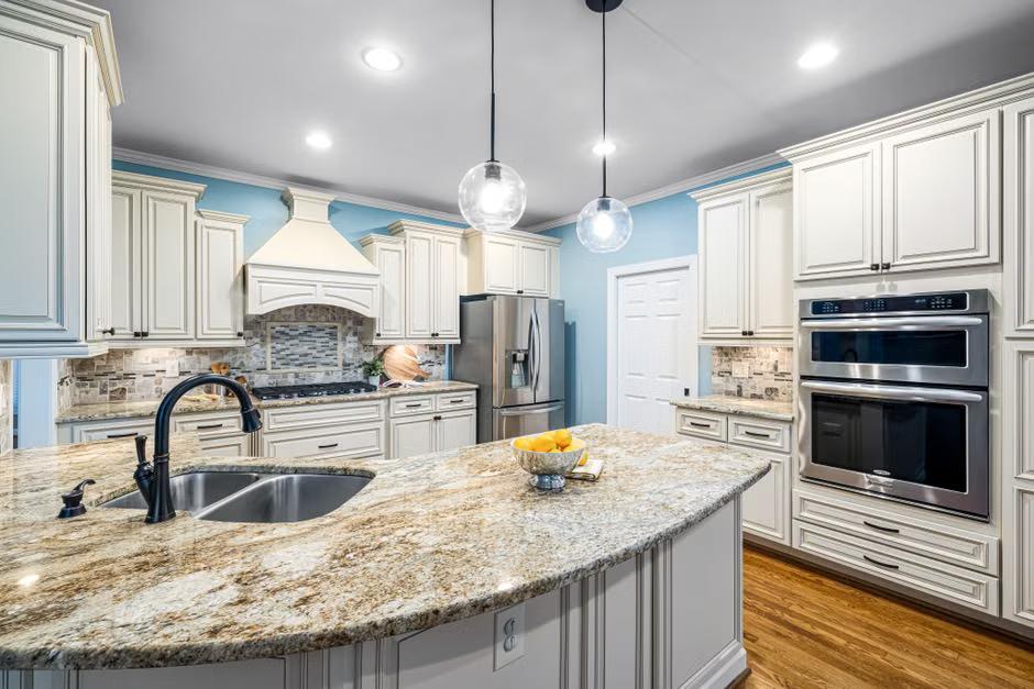 The Ultimate Guide to Custom Kitchen Renovations