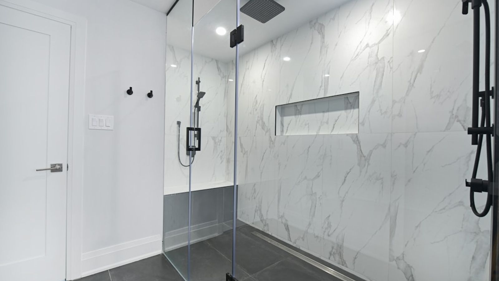 Why a 36 Inch Walk In Shower is the Perfect Fit