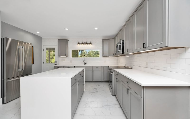 The Ultimate Guide to Kitchen Cabinet Redooring vs Replacement
