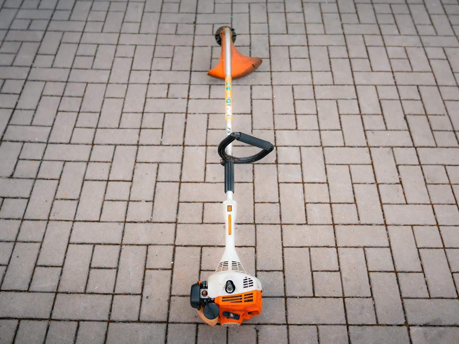 STIHL FS 38 Freischneider – Mietgerät bei Bader Powersports in Neumarkt
