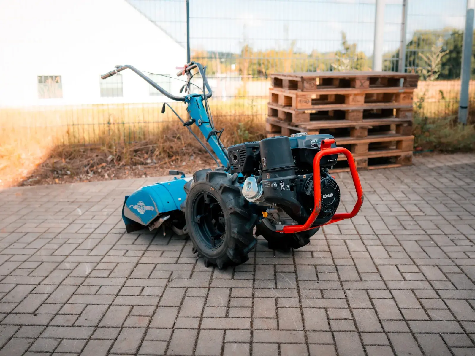 Gartenfräse BSC (groß) – Mietgerät bei Bader Powersports in Neumarkt