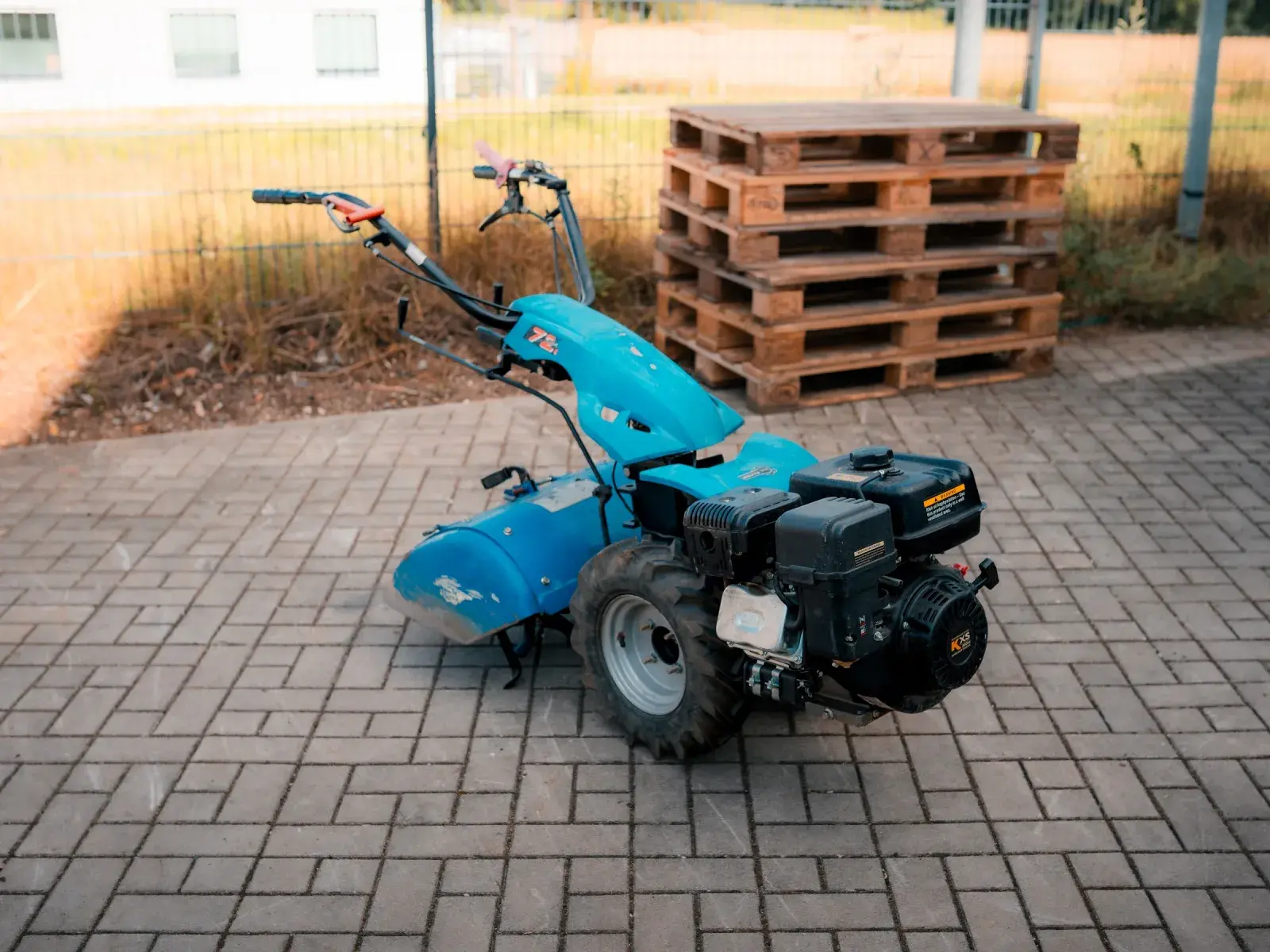 Gartenfräse BSC (klein) – Mietgerät bei Bader Powersports in Neumarkt