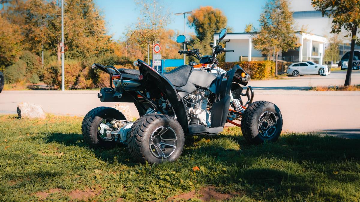 Straßenzugelassenes ATV bei Bader Powersports