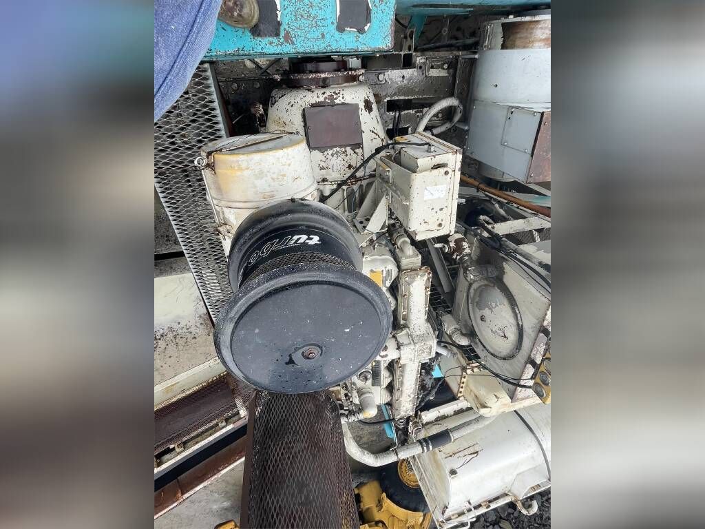 Used BEAR CLAW Crushers W200RDS