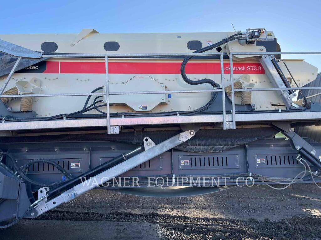Used 2022 METSO Crushers ST3.8