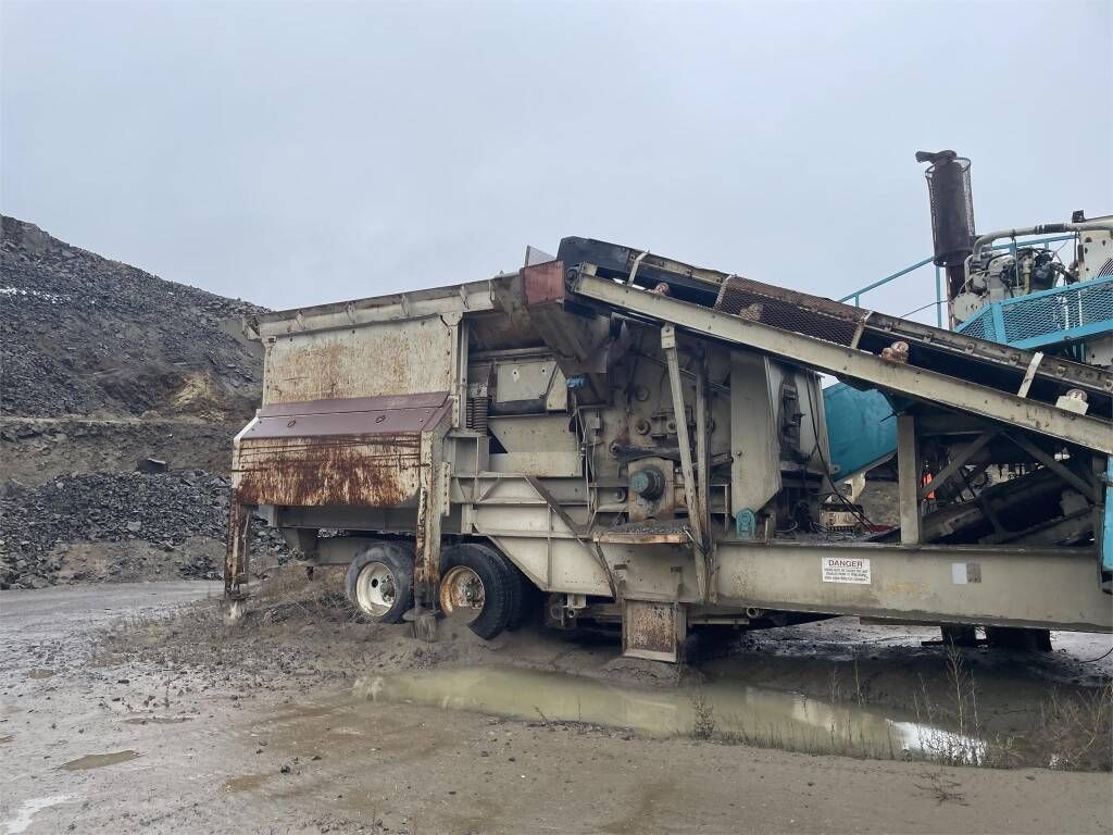 Used BEAR CLAW Crushers W200RDS