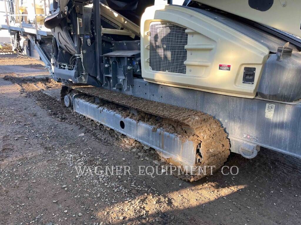 Used 2022 METSO Crushers ST3.8