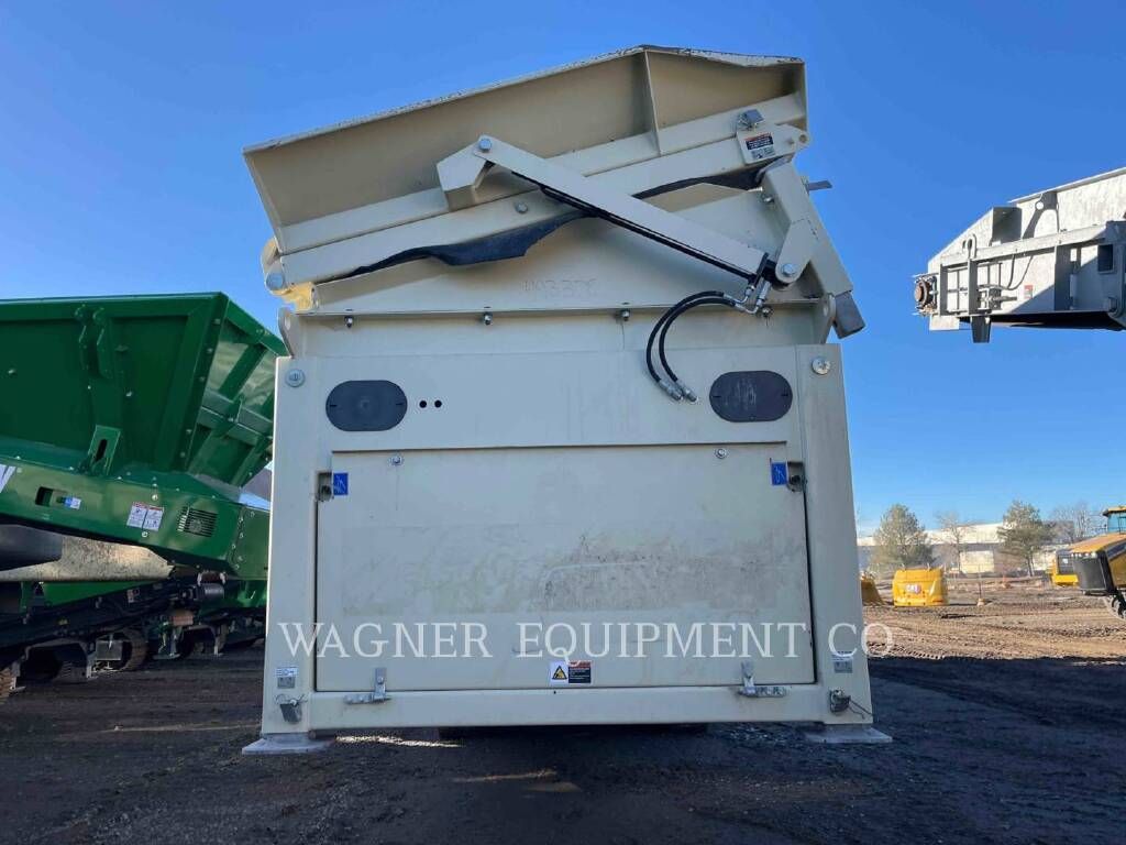 Used 2022 METSO Crushers ST3.8
