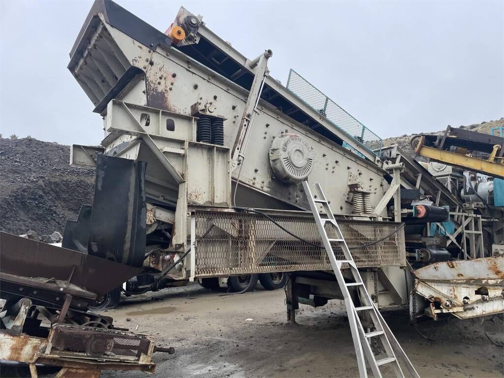 Used BEAR CLAW Crushers W200RDS
