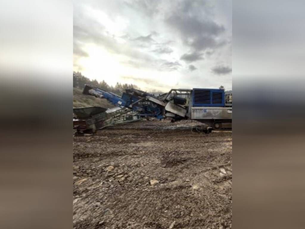 Used 2006 KLEEMANN Crushers MOBIREX MR130Z