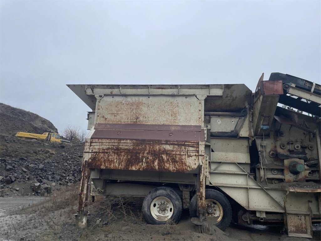 Used BEAR CLAW Crushers W200RDS
