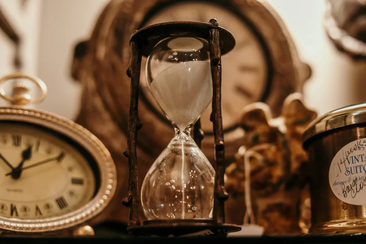 The Perfect Time to Send Contracts