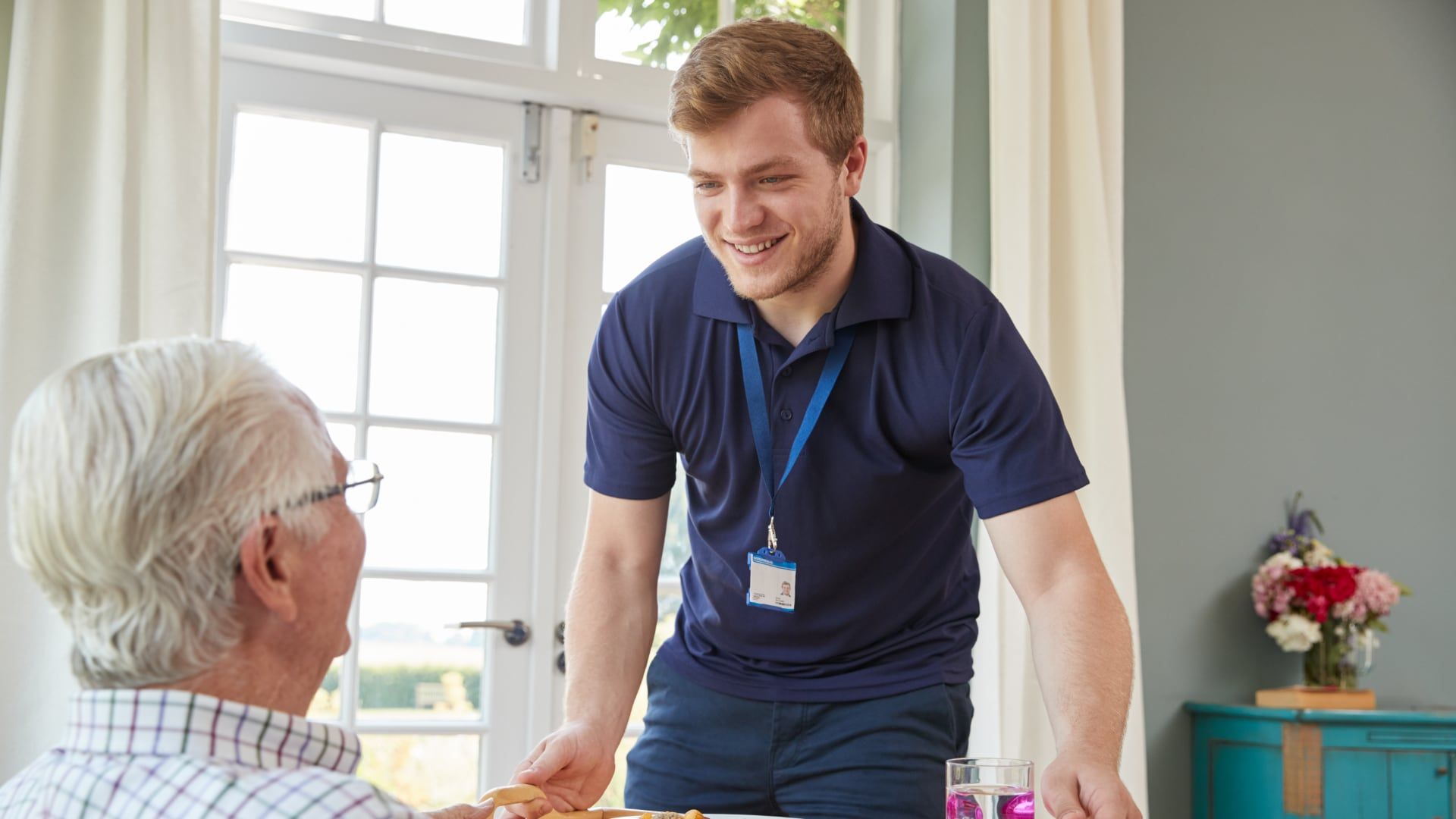 What to Consider When Hiring a Private Caregiver