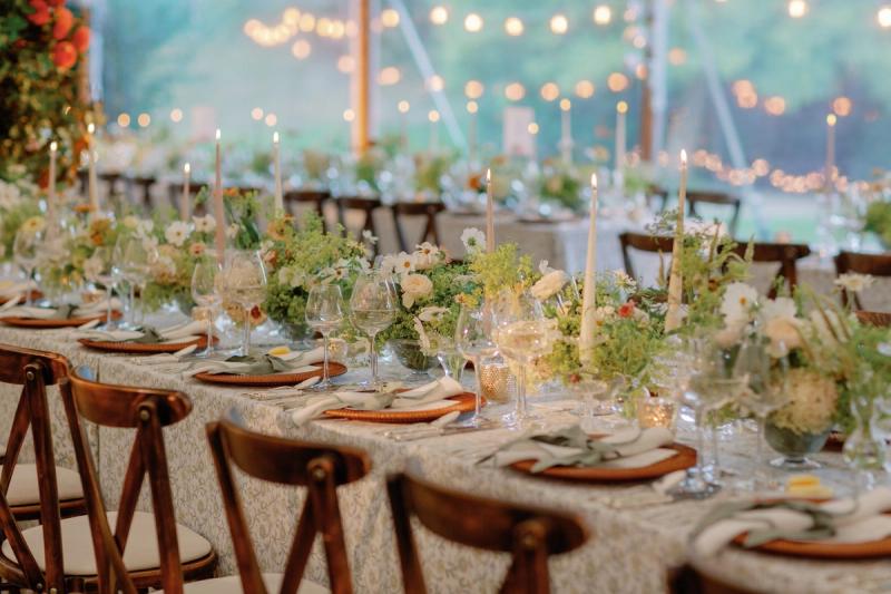 lake view table setting