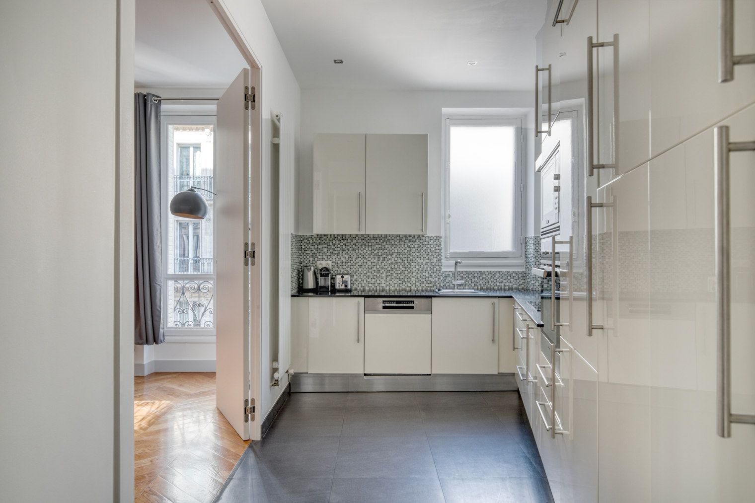 Rue de Monceau • Cuisine