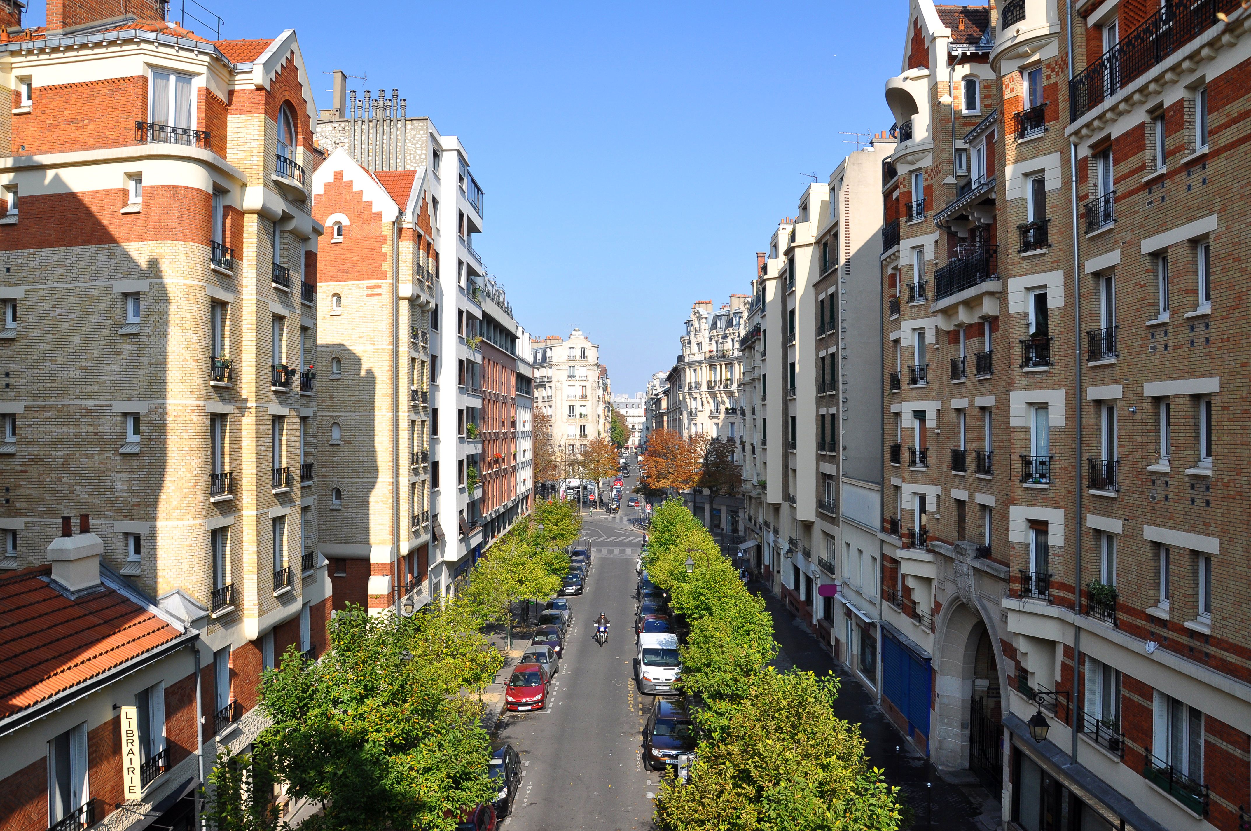 Shopping in Paris France for new residents