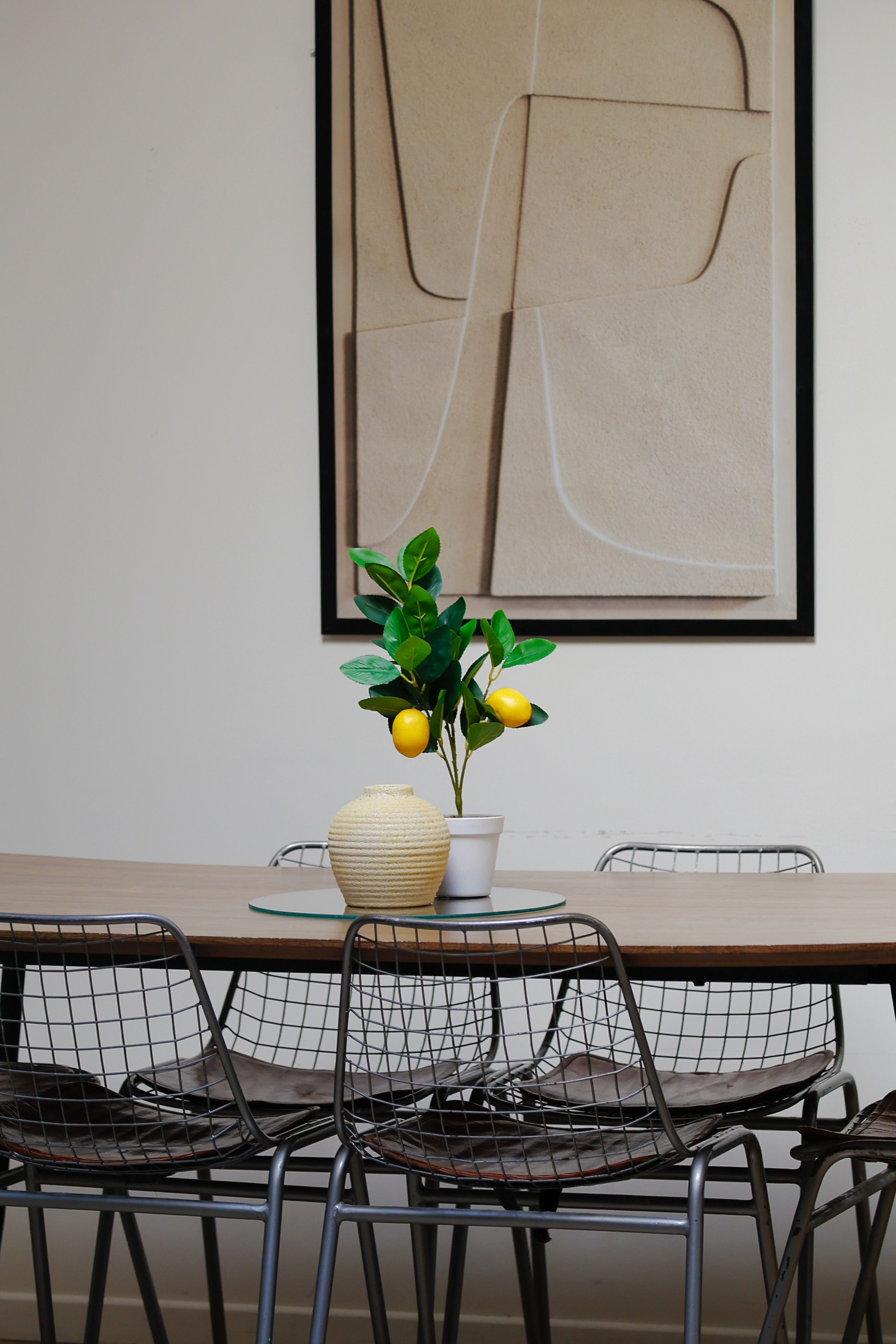 21 Rue des Messageries-diningroom-1