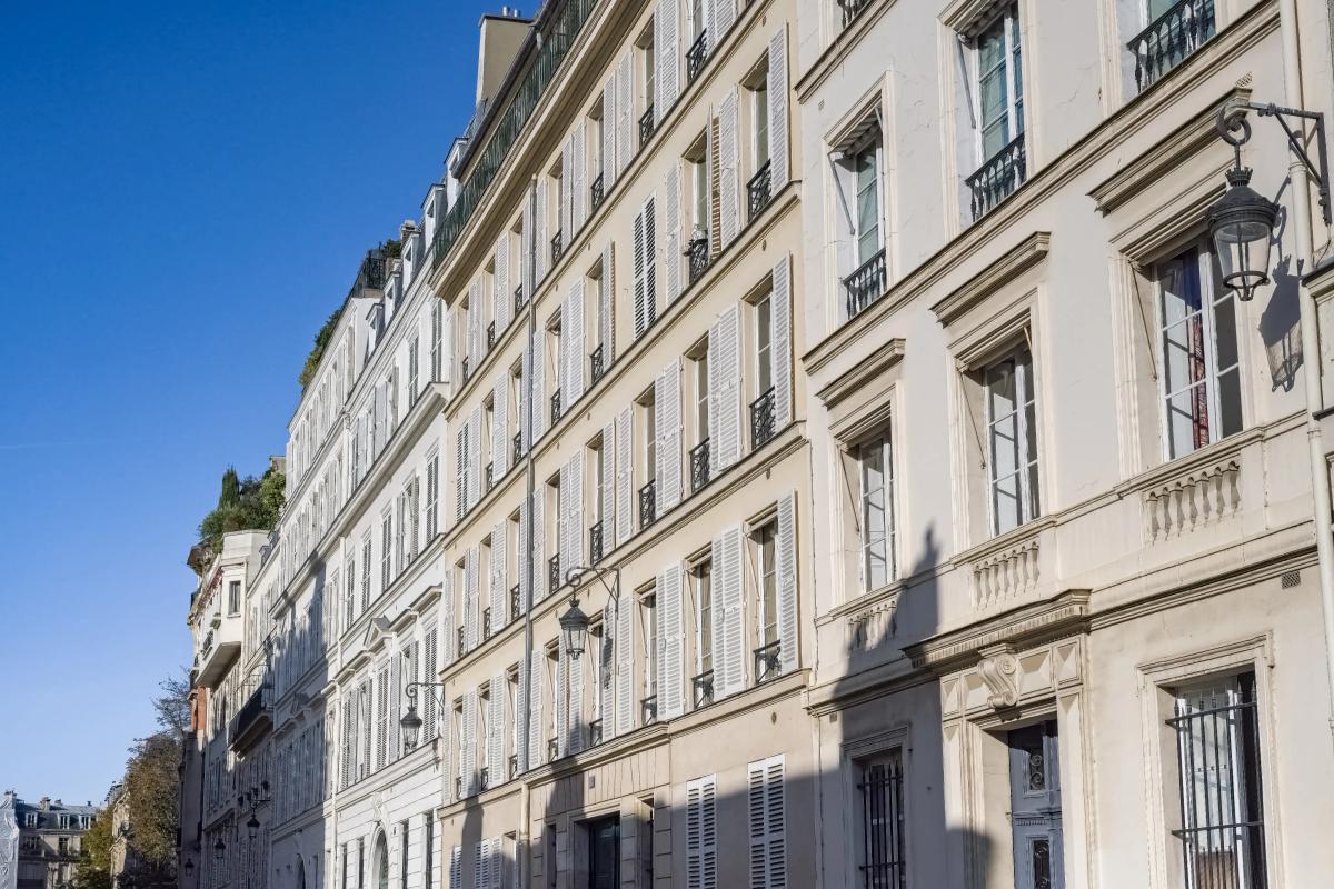 Beautiful facades in the 7e arrondissement