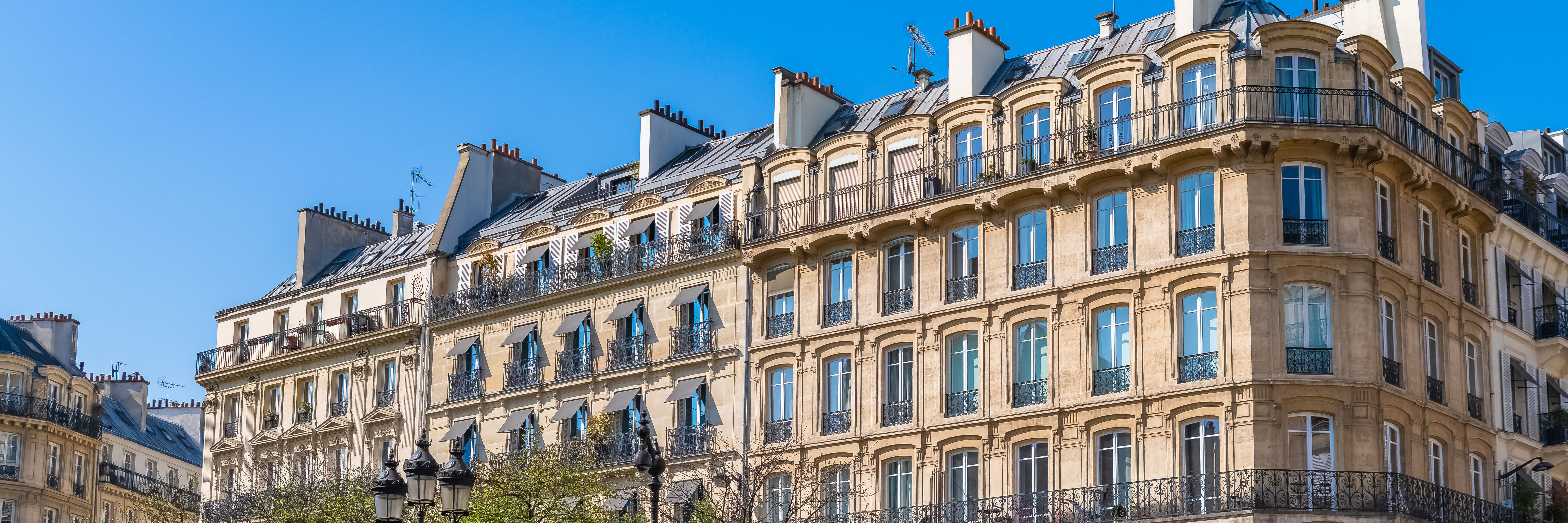 Relocation in Paris Helps Newcomers Settle In