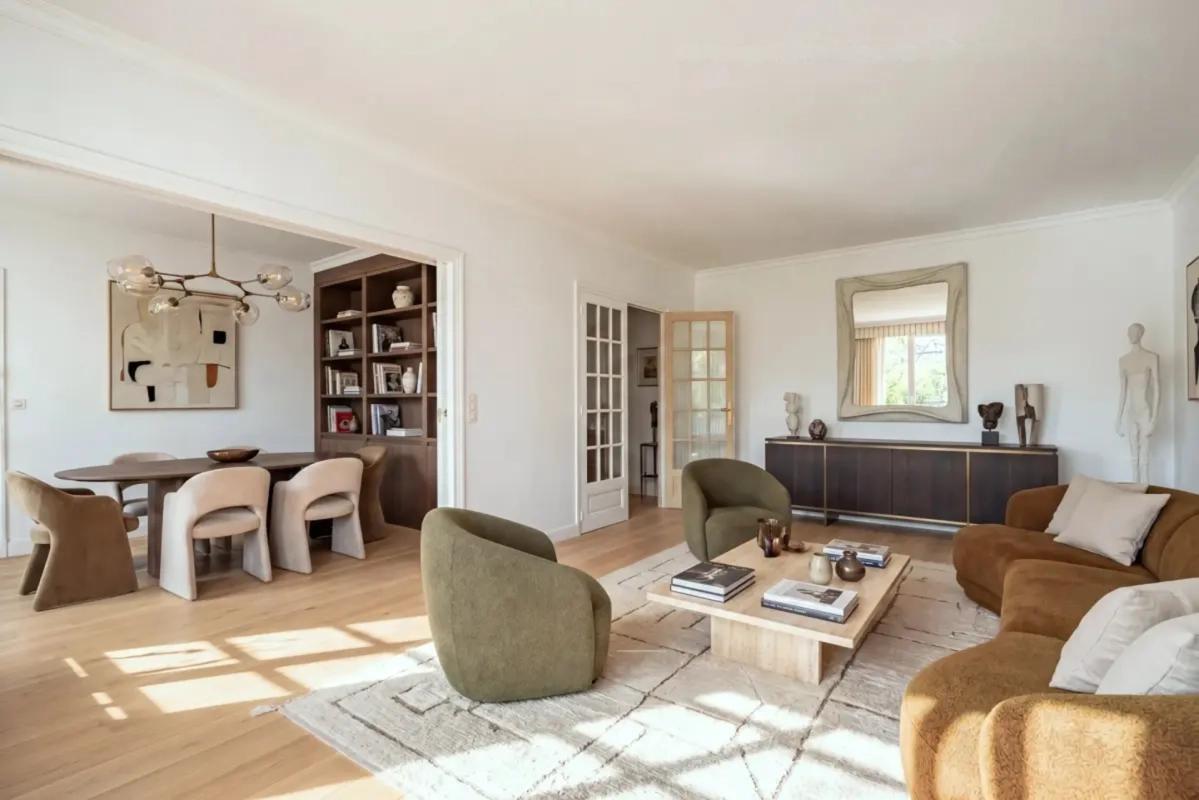 Un salon et salle à manger modernes