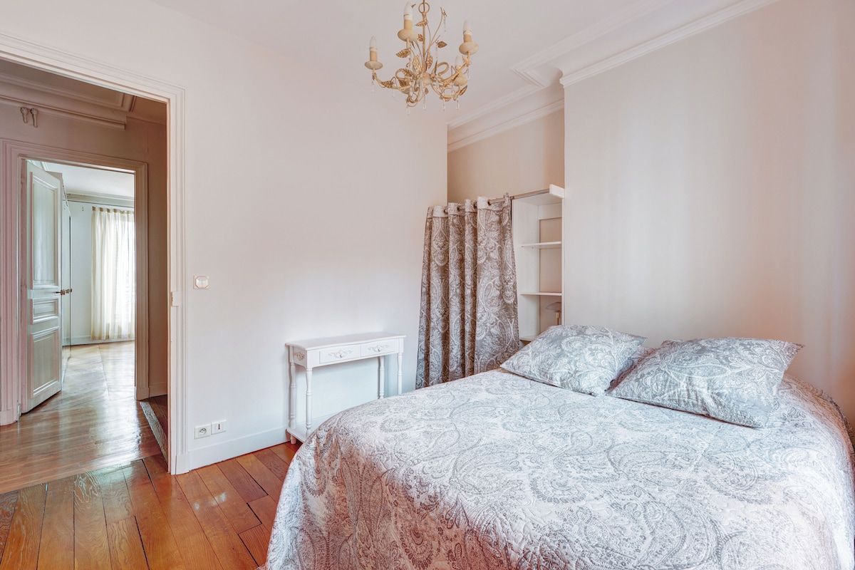 58 boulevard Barbès - Chambre