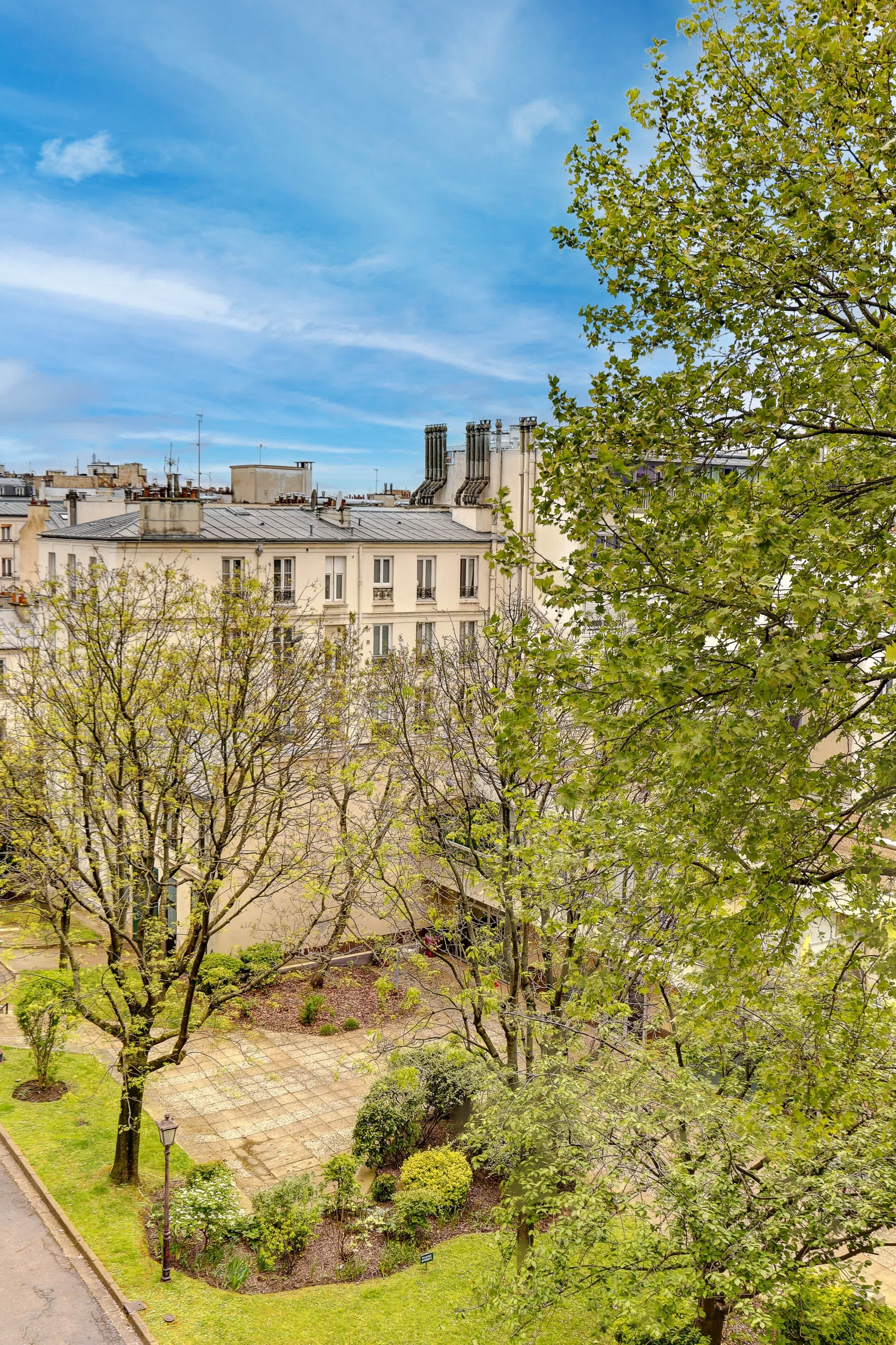 Studio meublé avec terrasse privée au 10 Rue Dranem, Paris 11ᵉ