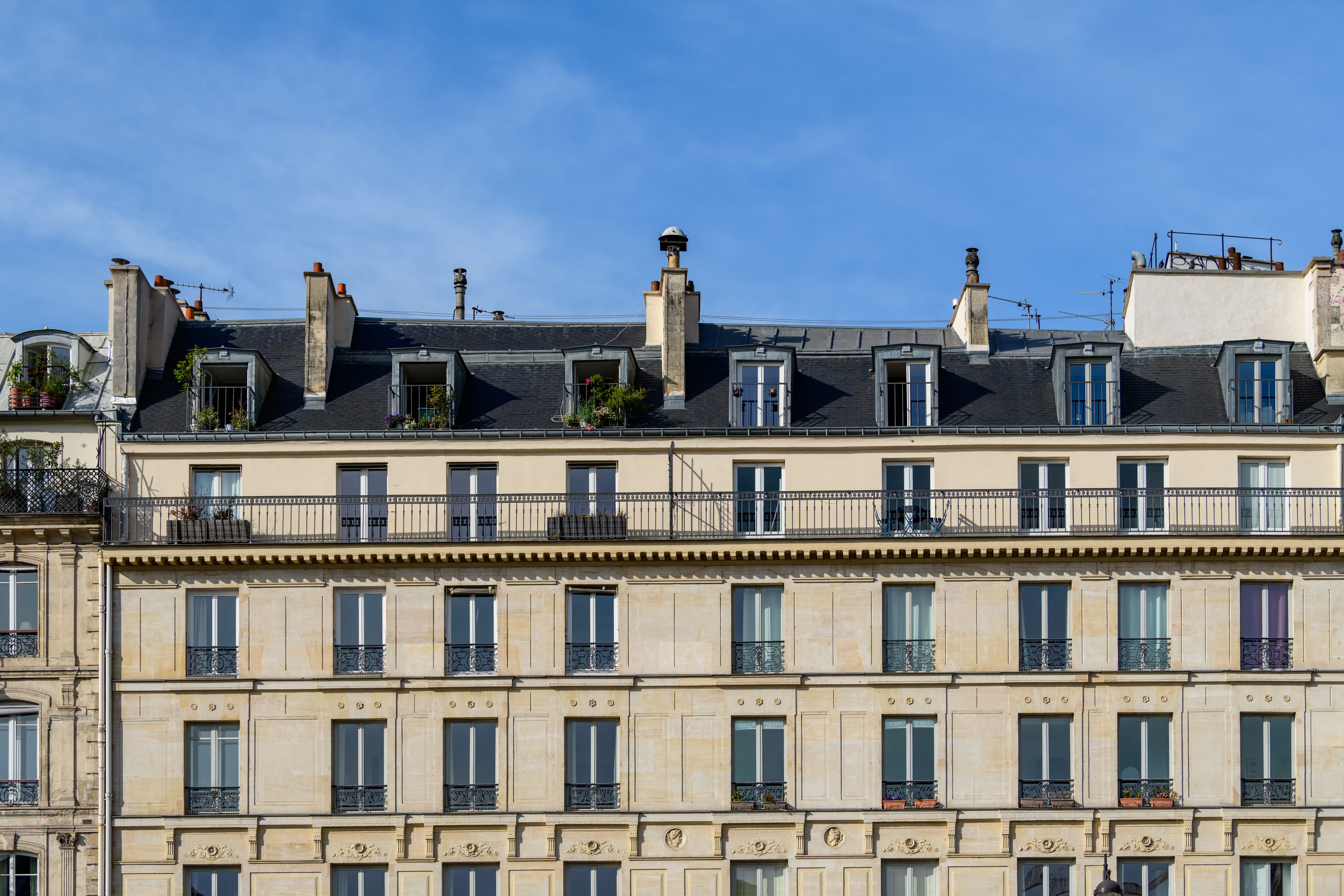 Paris rent control ceiling 2026