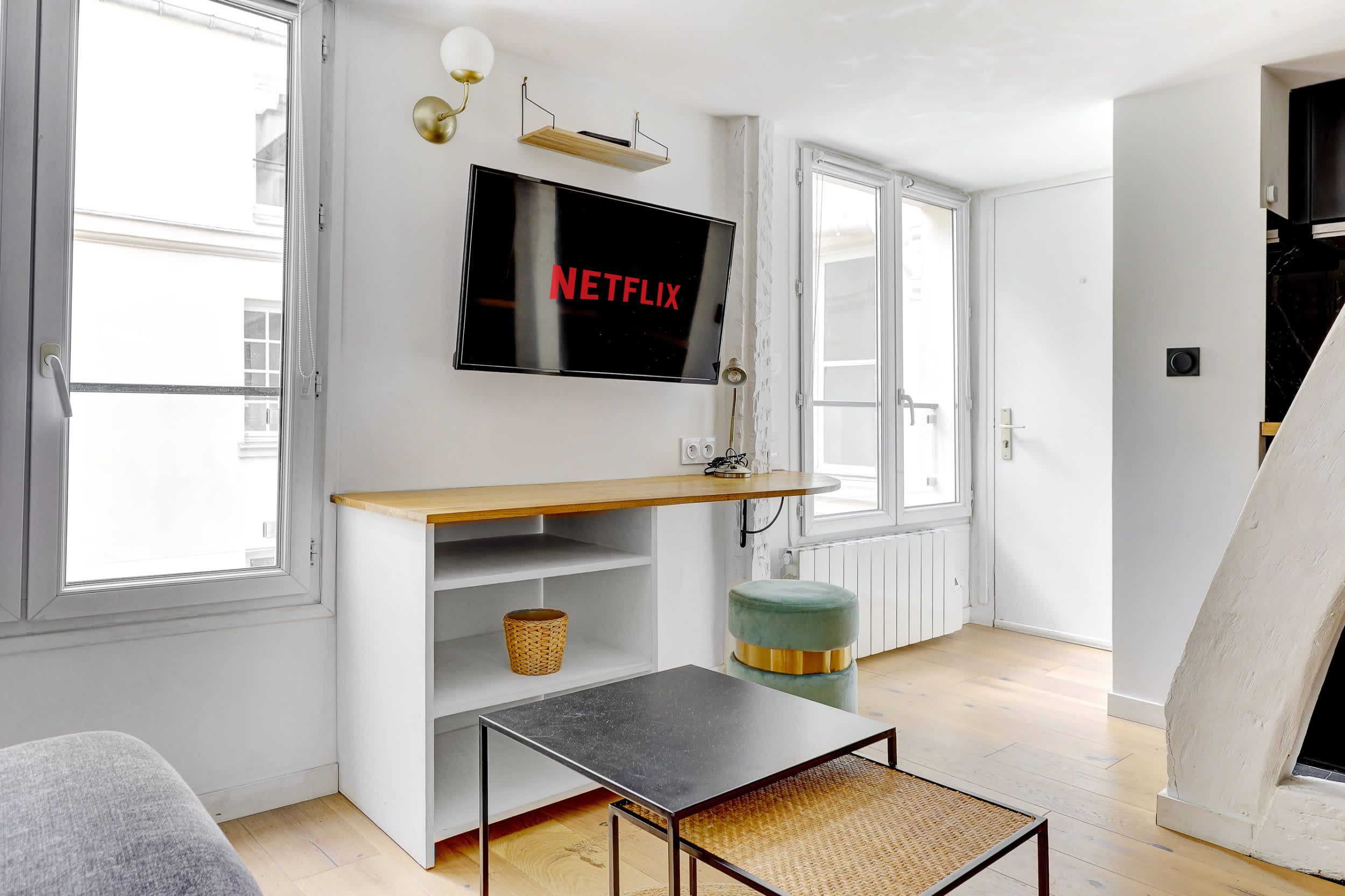 Bright Studio in the Heart of Paris