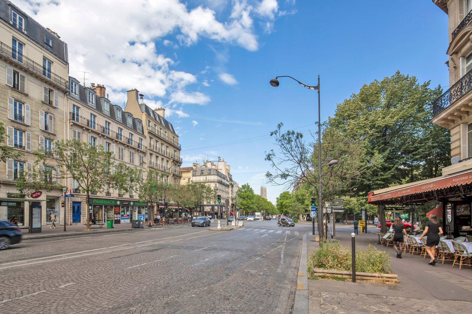 Rue du Faubourg Saint-Honoré • Extérieur