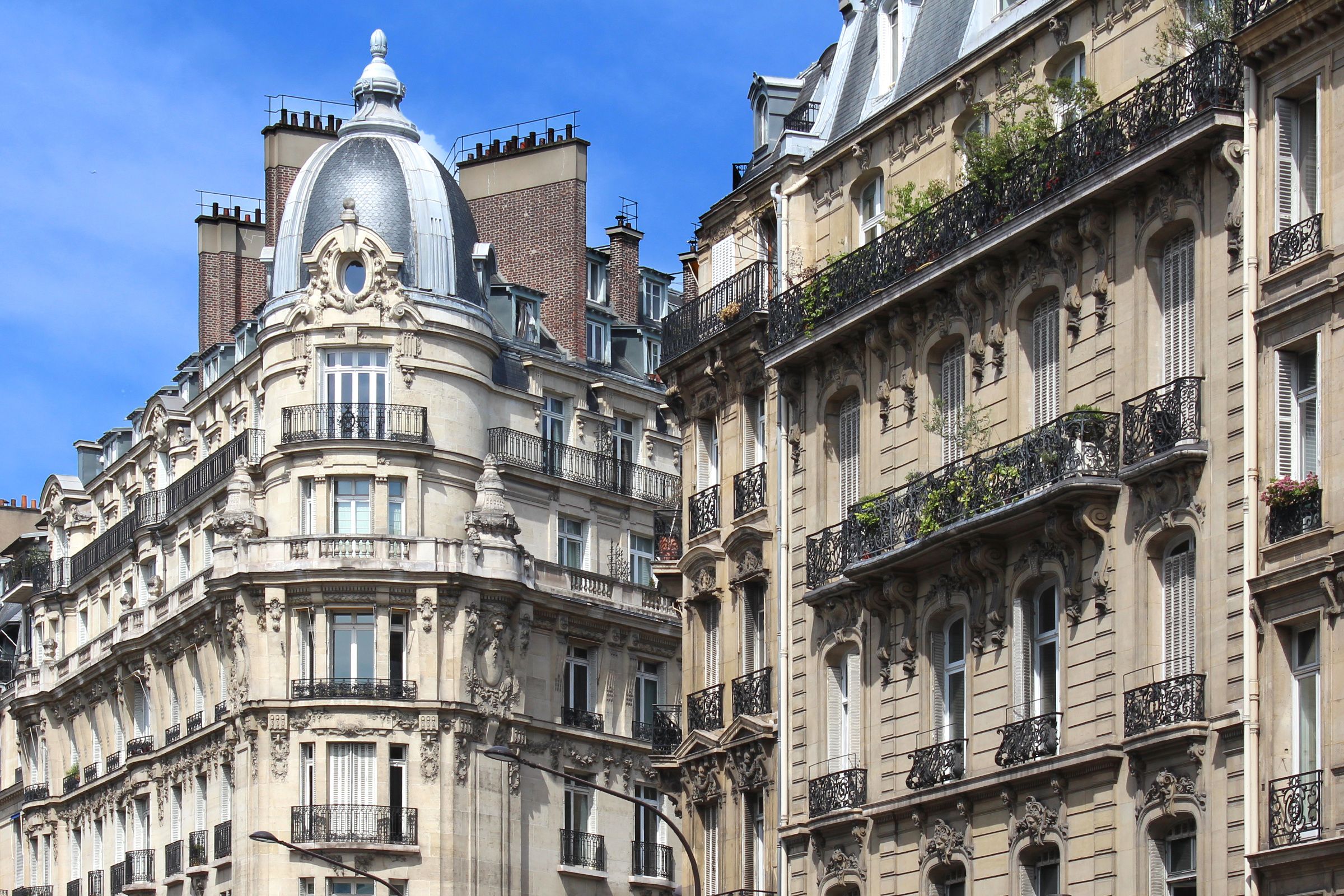 Choosing a GLI policy in France