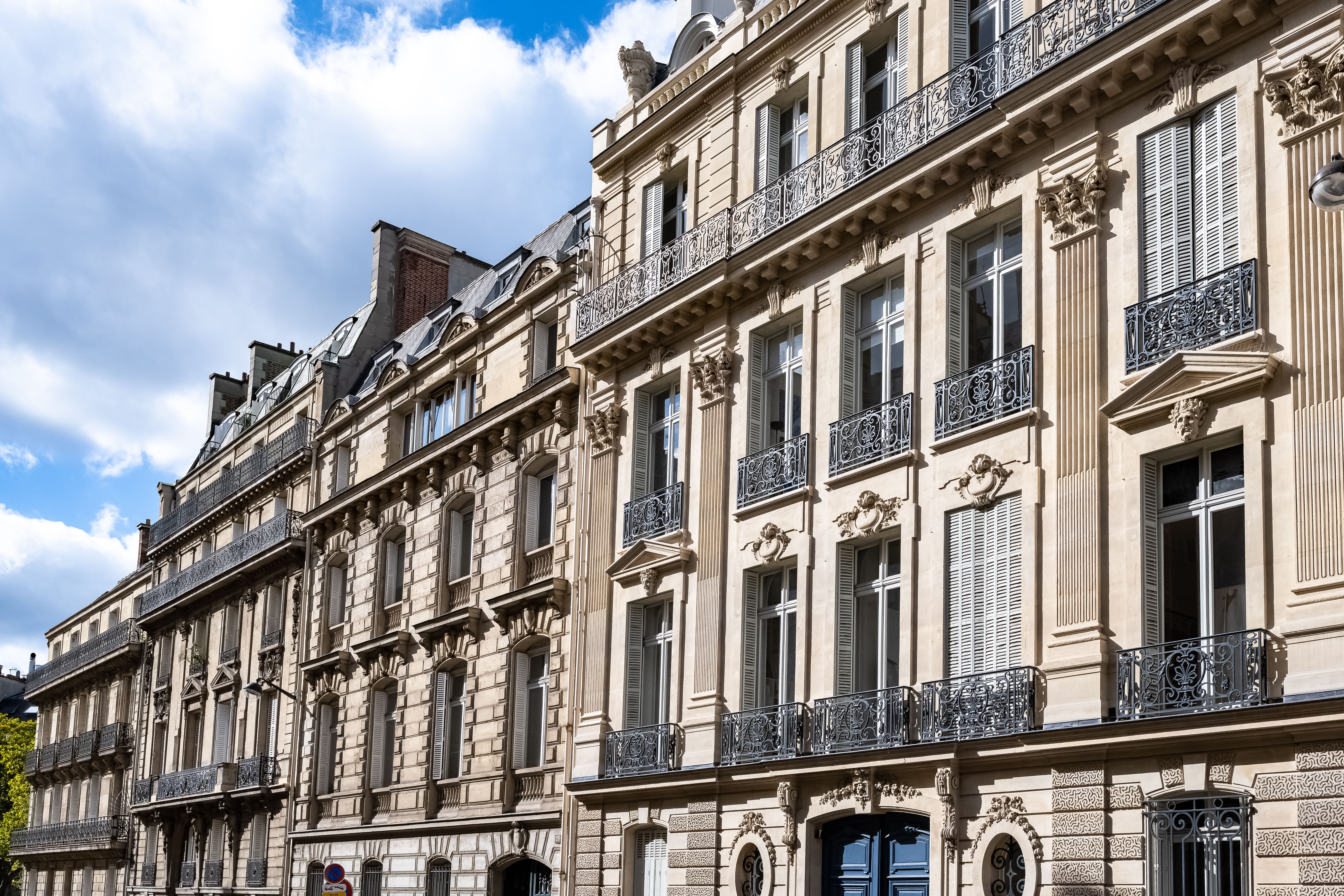 Relocation support for moving to France