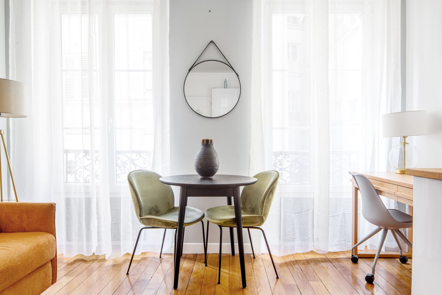 Rue du Faubourg Saint-Honoré • Salle à dîner
