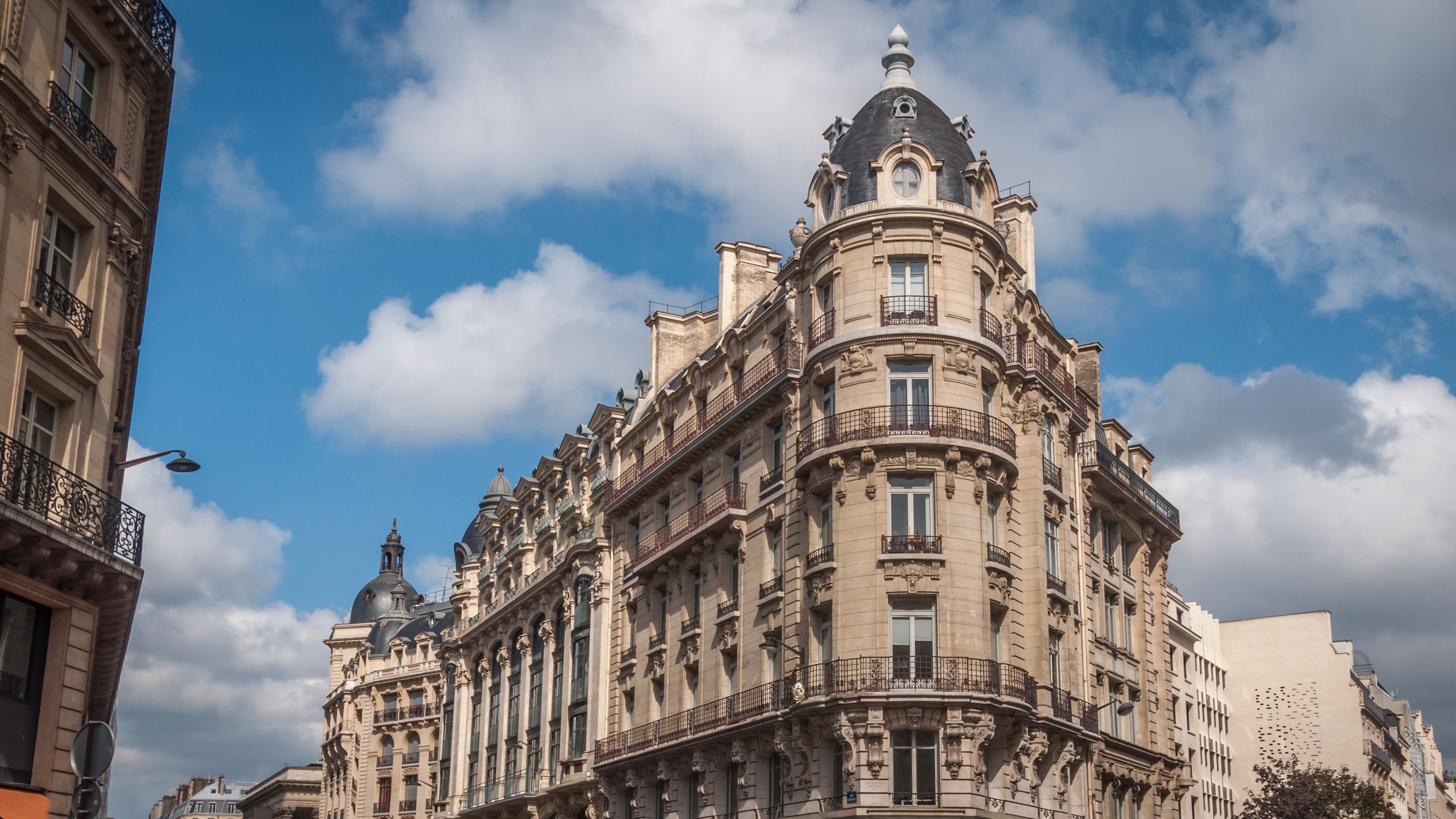 Paris rental dossier hierarchy